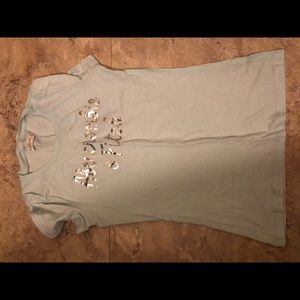 Abercrombie & Fitch T-shirt 👚Free